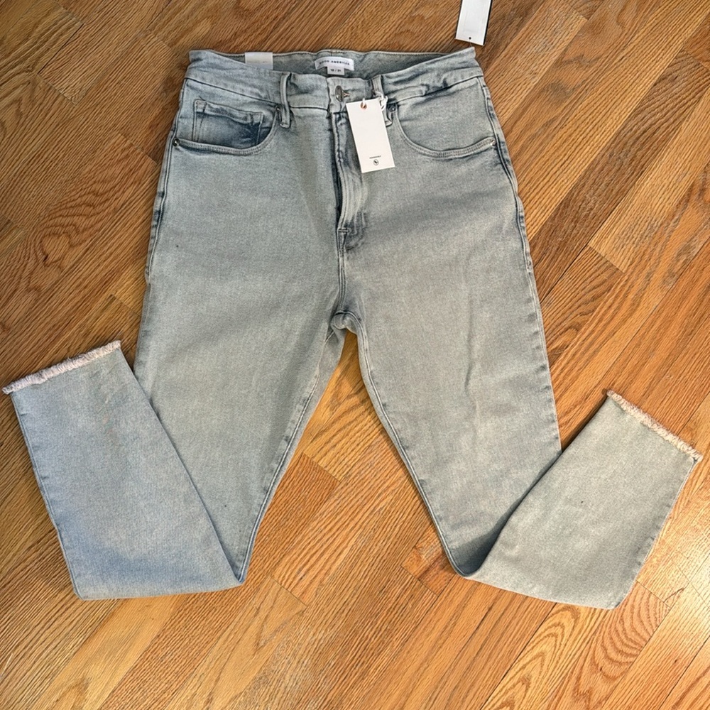 Good American Good Legs Crop long fray hem jeans- Size 12/31